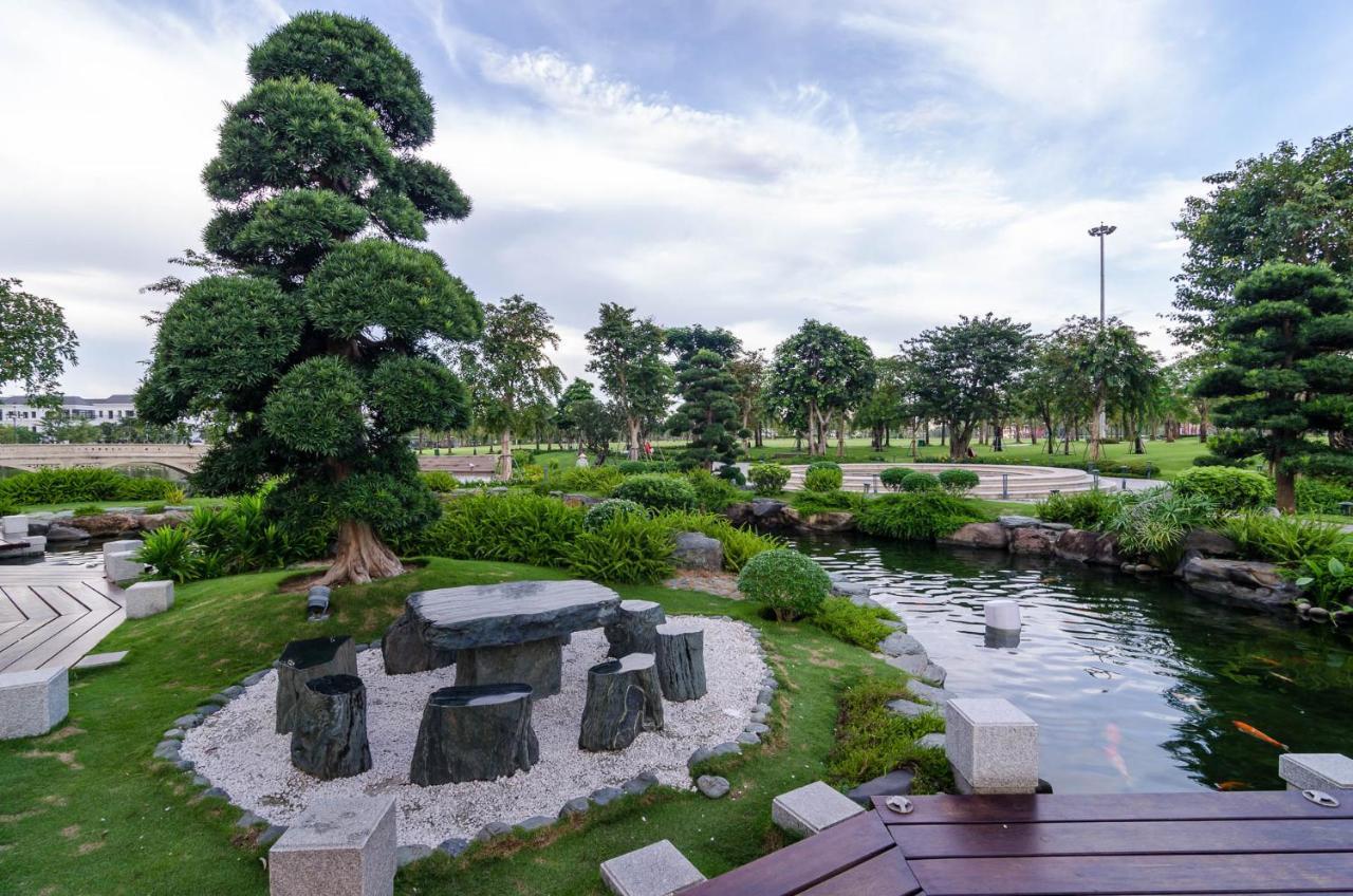 Luxhomes Saigon - Vinhomes Central Park Ciudad Ho Chi Minh  Exterior foto